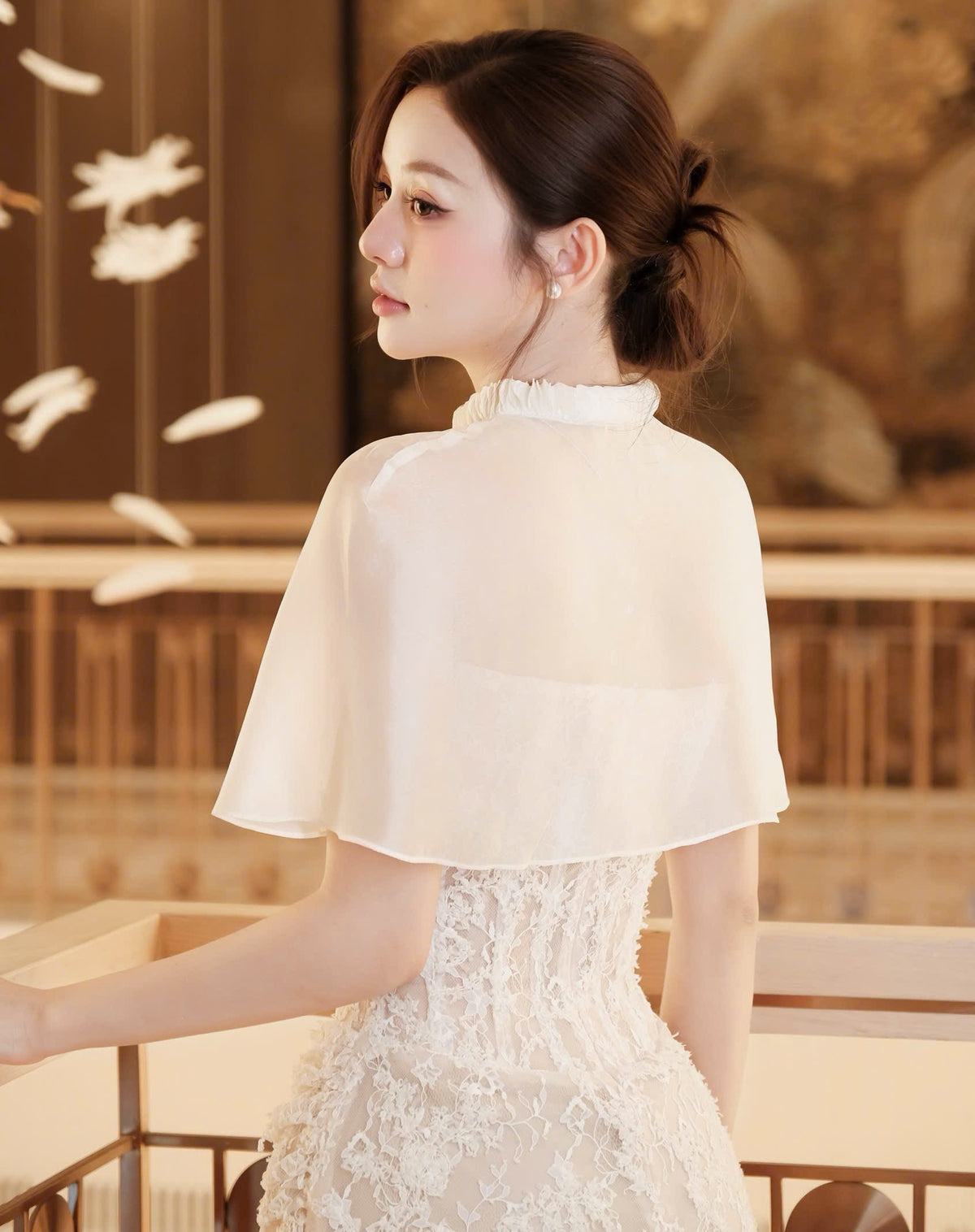 Ivory Whisper Set